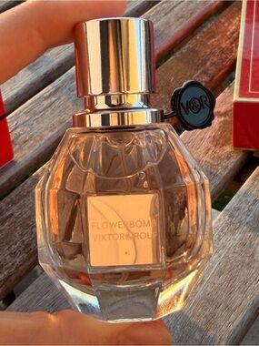 Viktor & Rolf Flowerbomb Perfume  -  Tint 30 ml